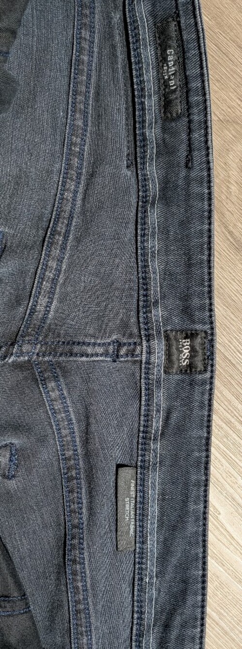 BOSS Men's Dark Gray Jeans - BOSS
